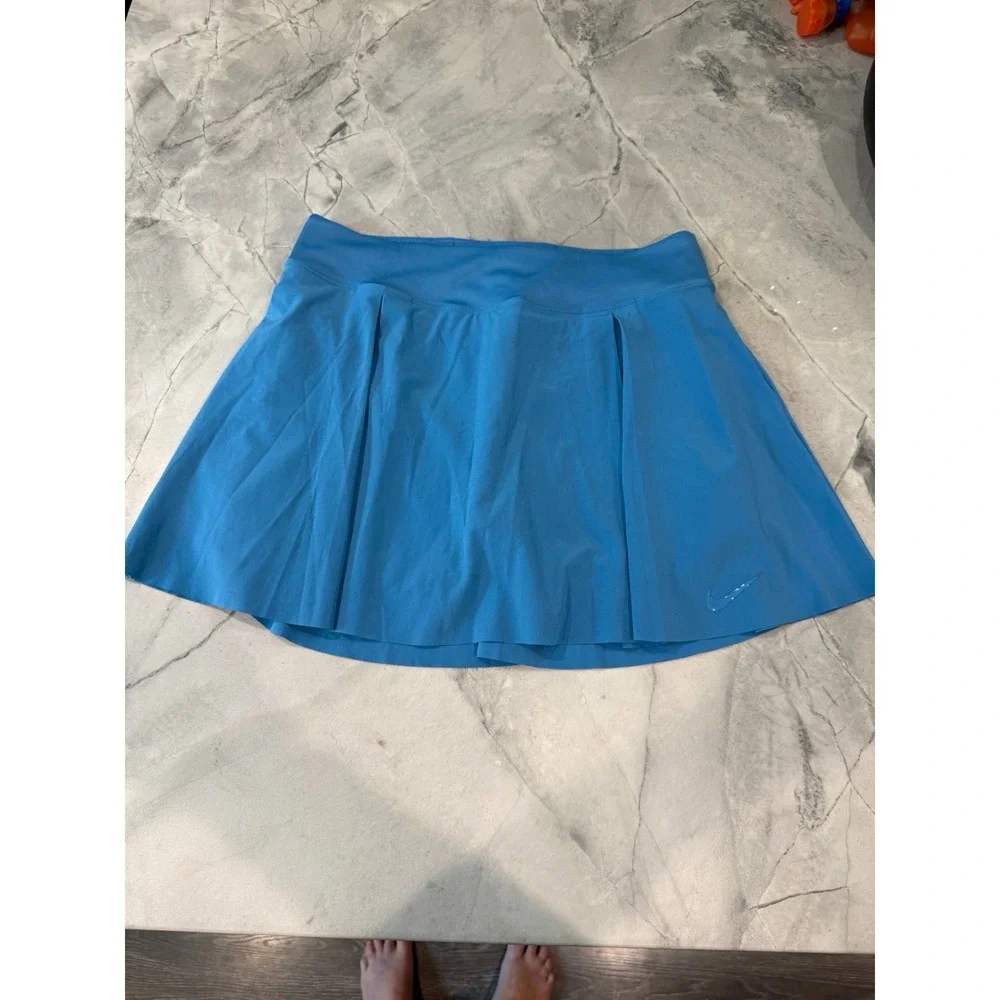 Nike Dri-FIT Women's Blue Tennis Skort Built-In Shorts Pull On Stretch M
